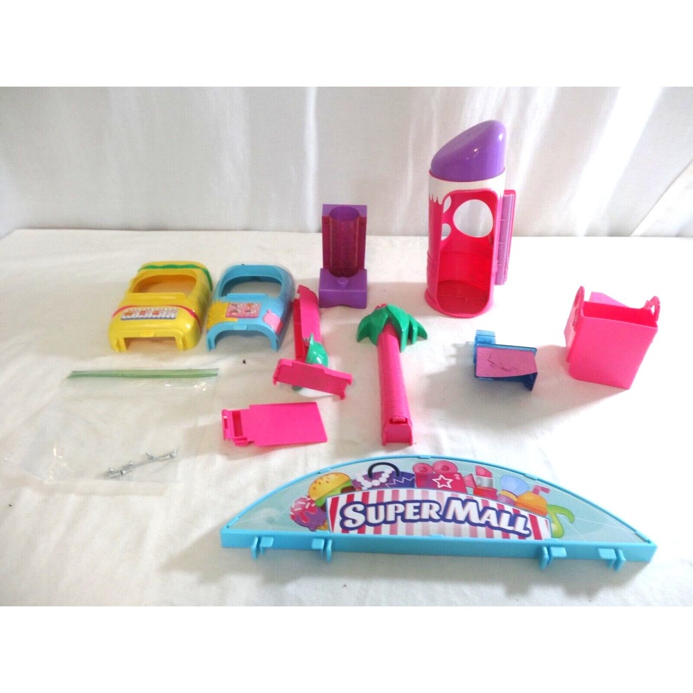 Shopkins Super Mall Replacement Part smoothie shop hamburger restaurant Lipstick